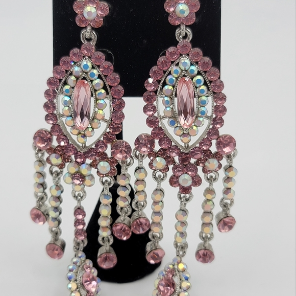 Fashion statement Pink rhinestone dangling earrings - Picture 3 of 7